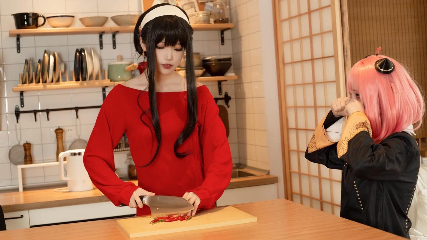 Spy x Family Yor Forger Cospla - Anime Cosplay Yor Forger recensie en prijs