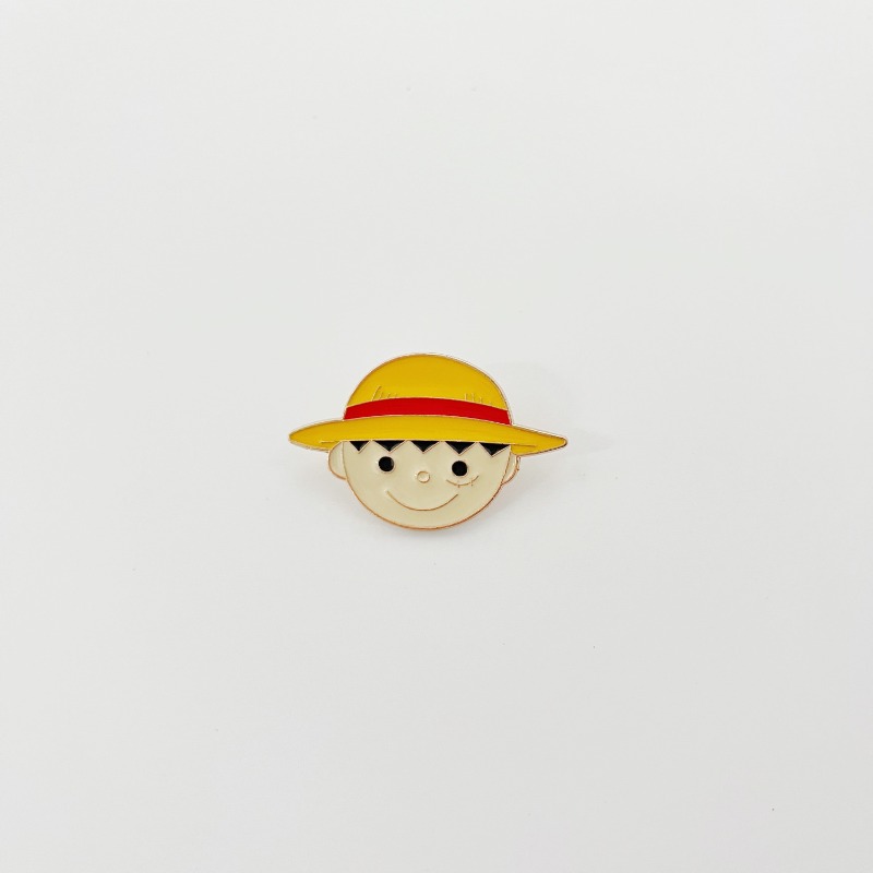 One Piece cartoon pin badge me - One Piece Straw Hat recensie en prijs